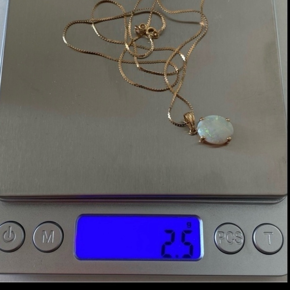 Vintage 14k Yellow Gold Fiery Opal Pendant Necklace - Picture 9 of 12